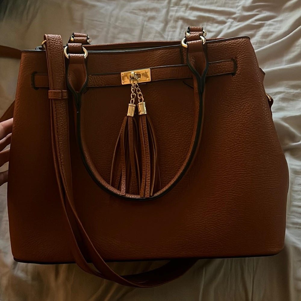 brown tote purse